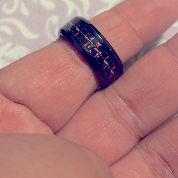 Kay MGW Wedding Band Black Red Carbon Fiber Stainless Steel Ring Size 7. - Picture 1 of 4